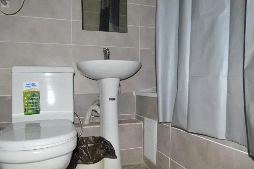 Apartment on Ahunbaev street, 187