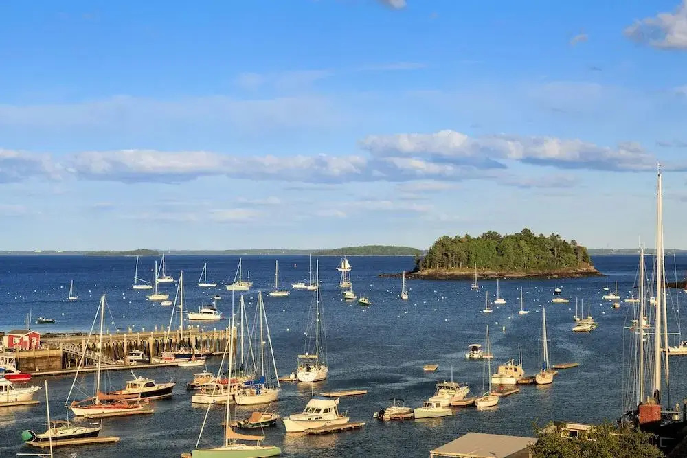 16 Bay View