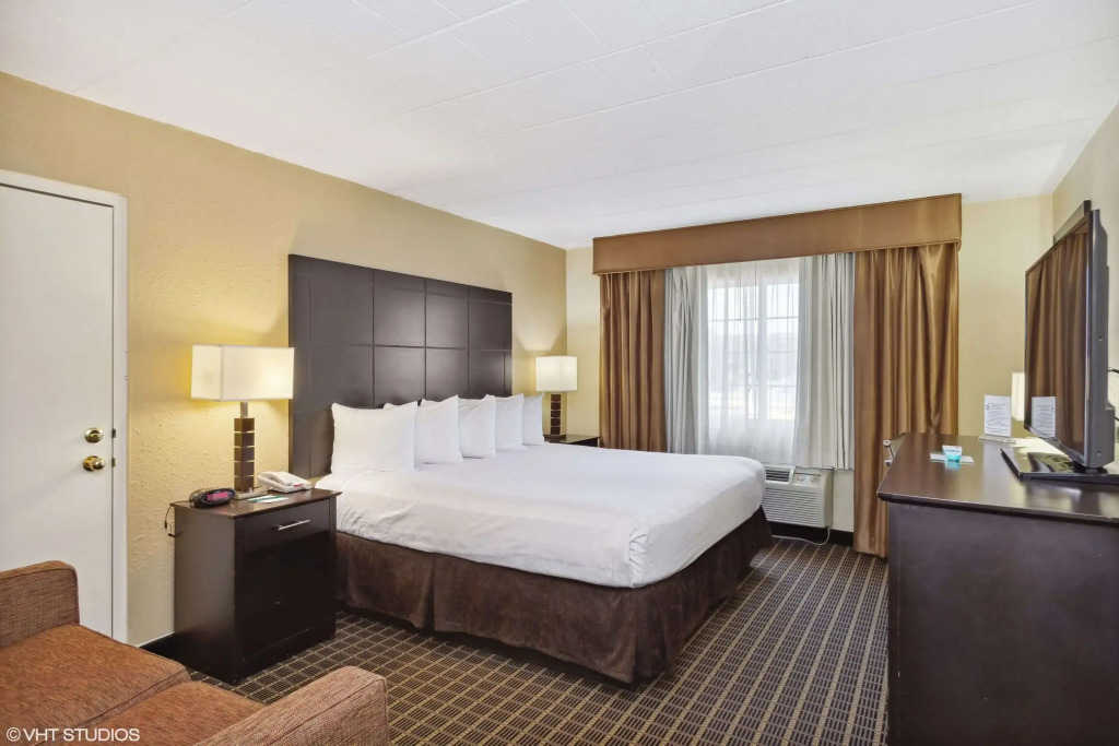 Quality Inn & Suites Morgantown - University Area