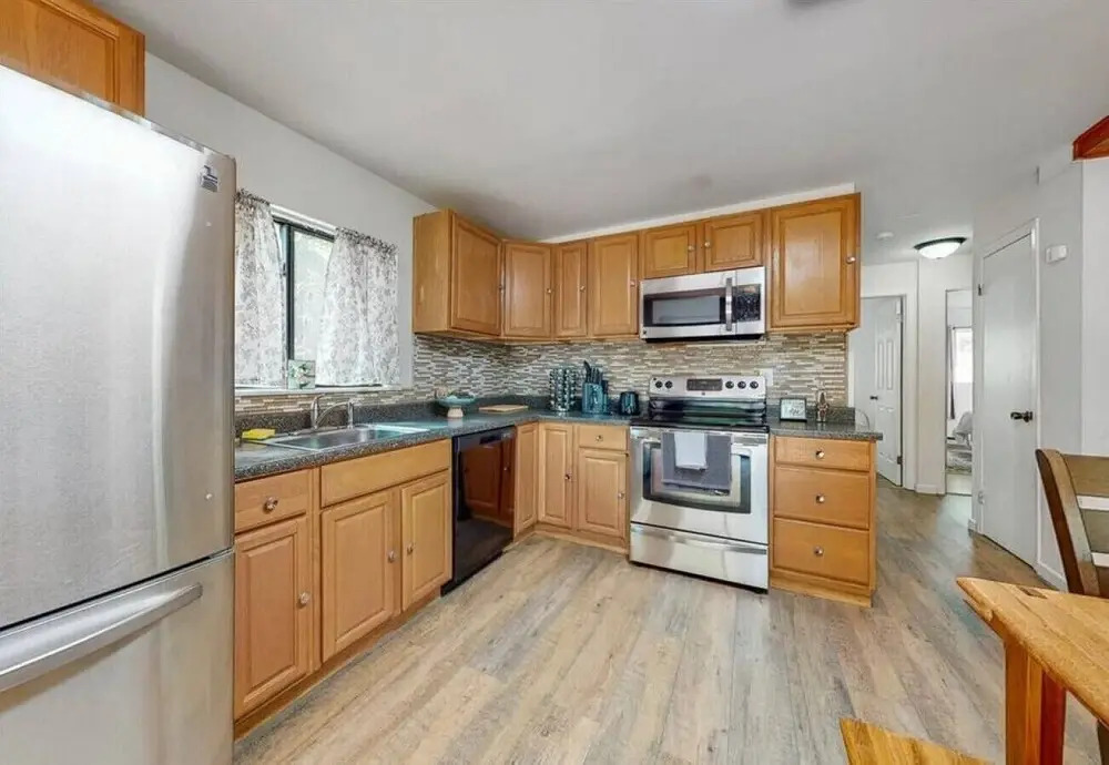 Modern Oversized Poconos Chalet 5BR