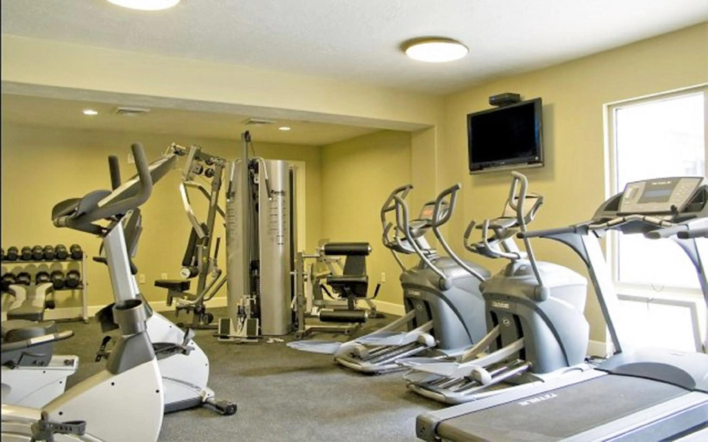 Downtown Condo Near Convention Center
