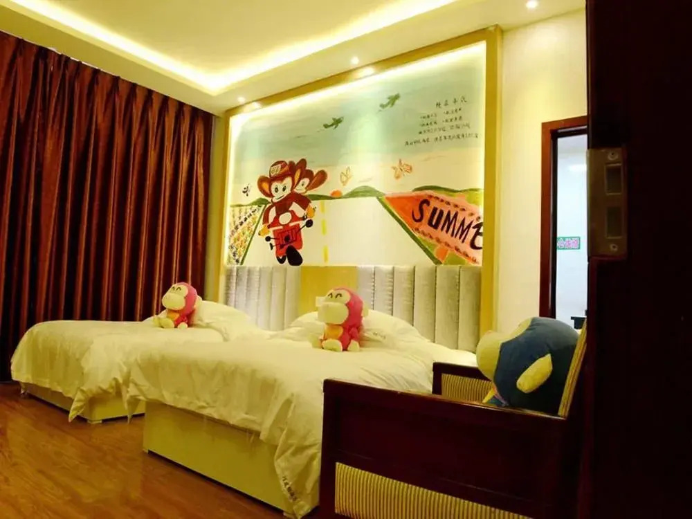 Witty Monkey Hotel
