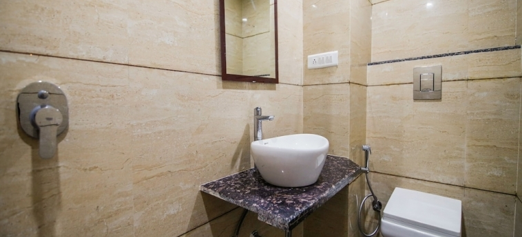 Metro By OYO Rooms