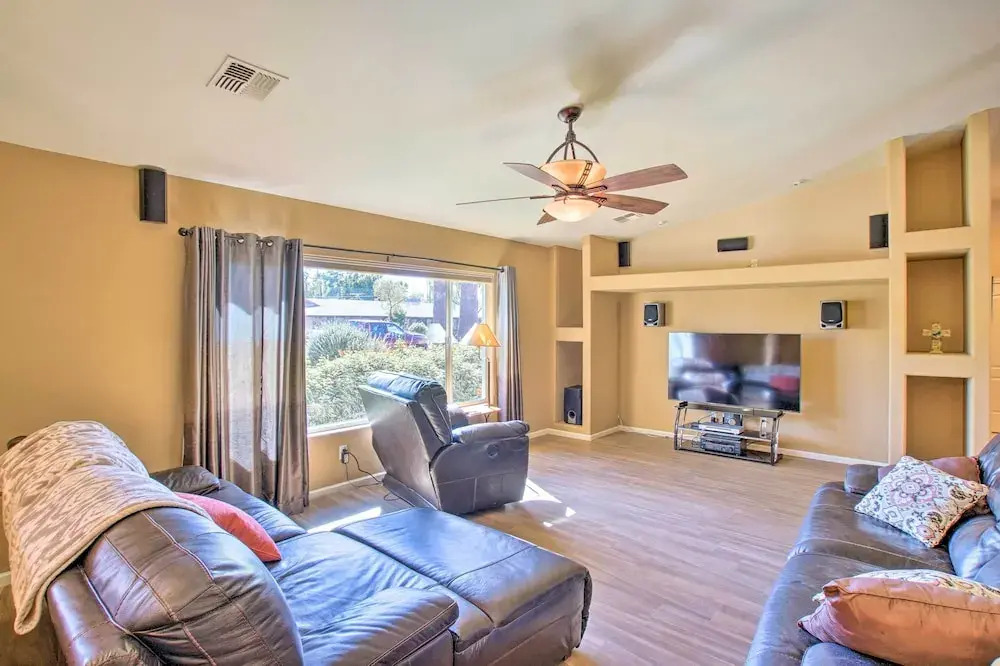 Mesa Retreat: Pool, Hot Tub & Yard Near Downtown