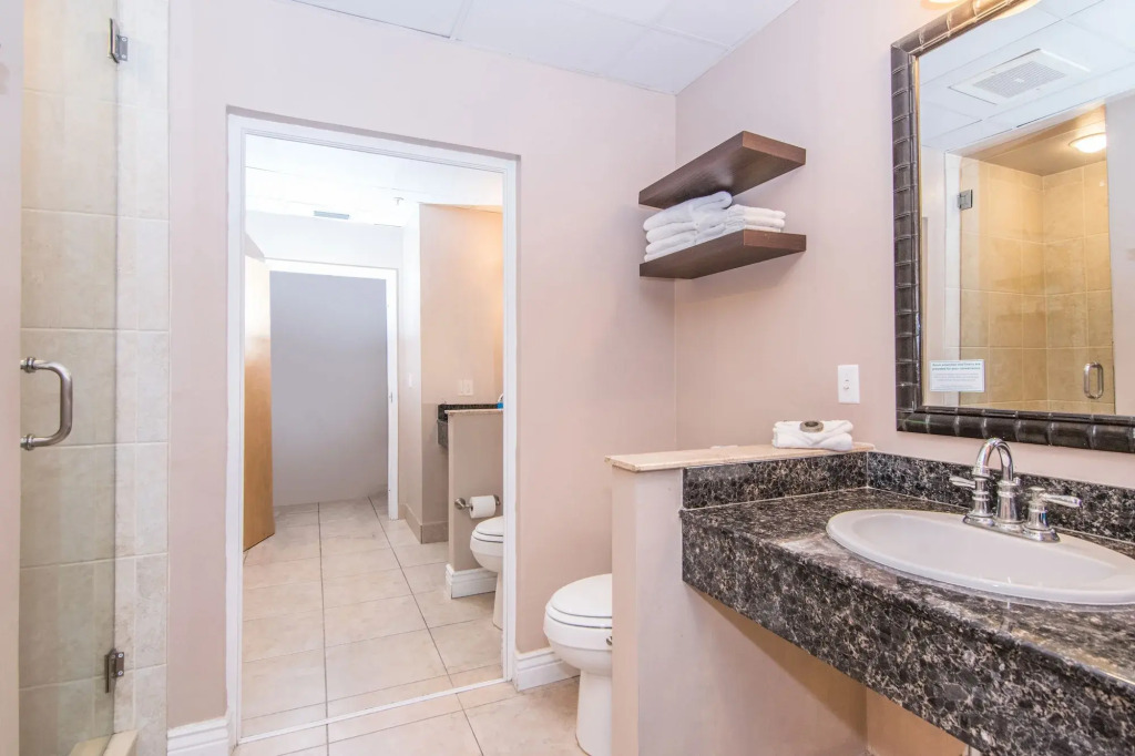 Tahitian Inn Boutique Hotel Tampa