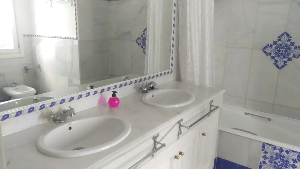 Spacious Family Benahavis Retreat