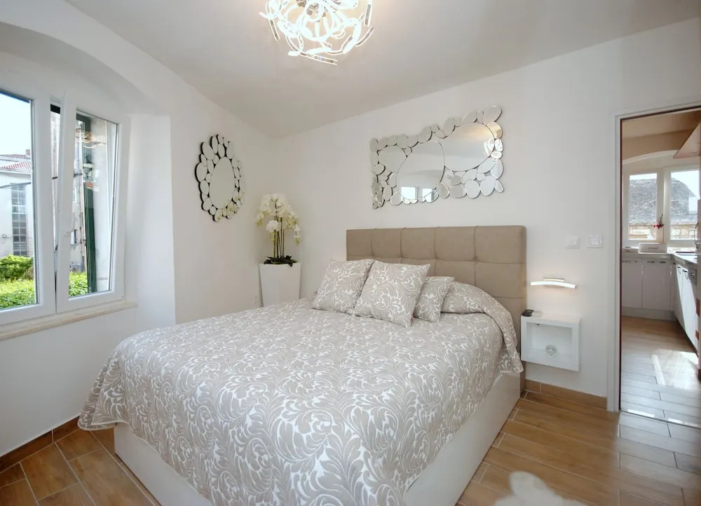 Apartments Kogo