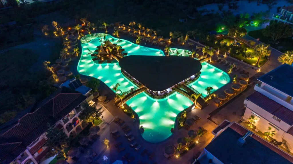 Letsos Hotel