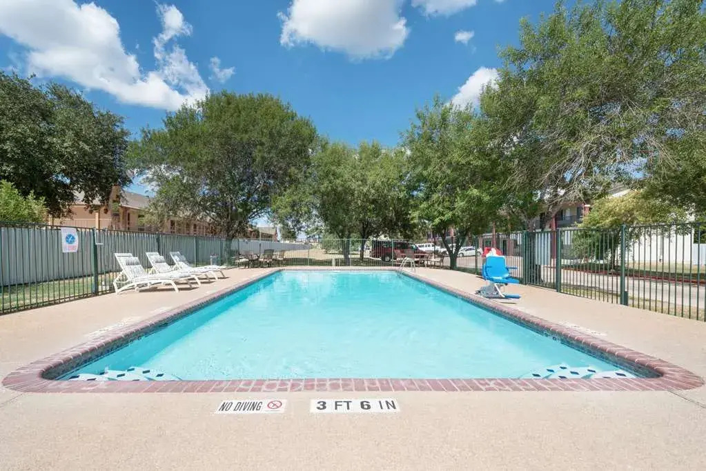 Days Inn Bryan College Station