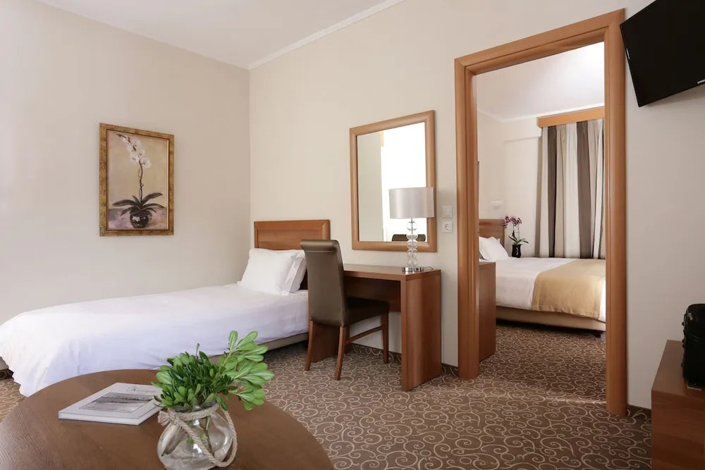 Chloe Luxury Hotel
