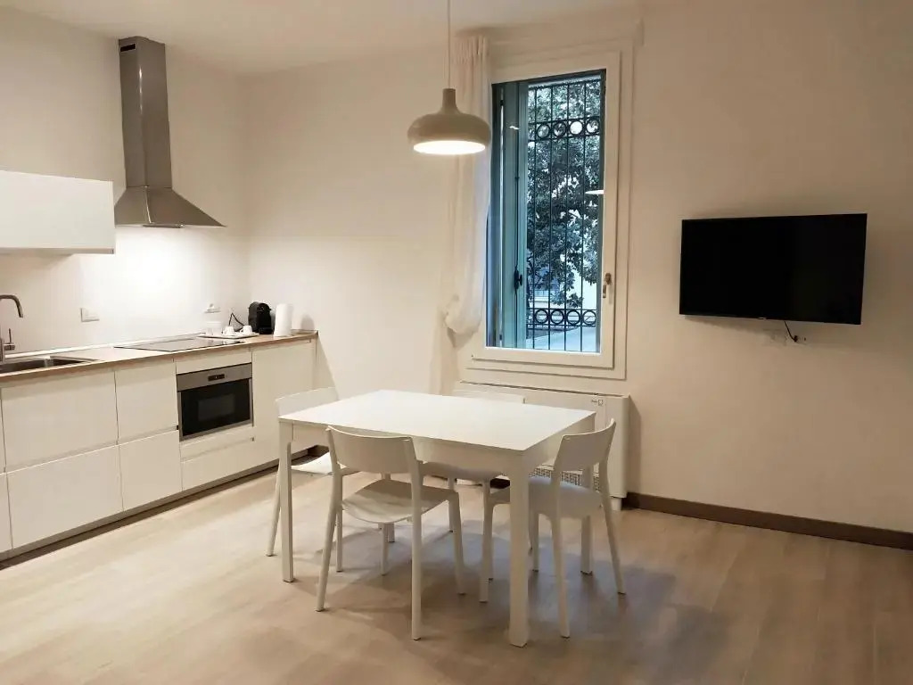 Via Poma Apartments&Rooms