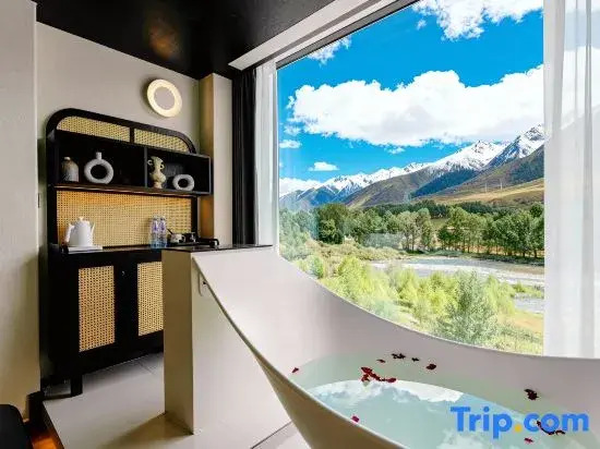 MIYE Mountain River Private Soup Homestay (Shindubashi Branch)