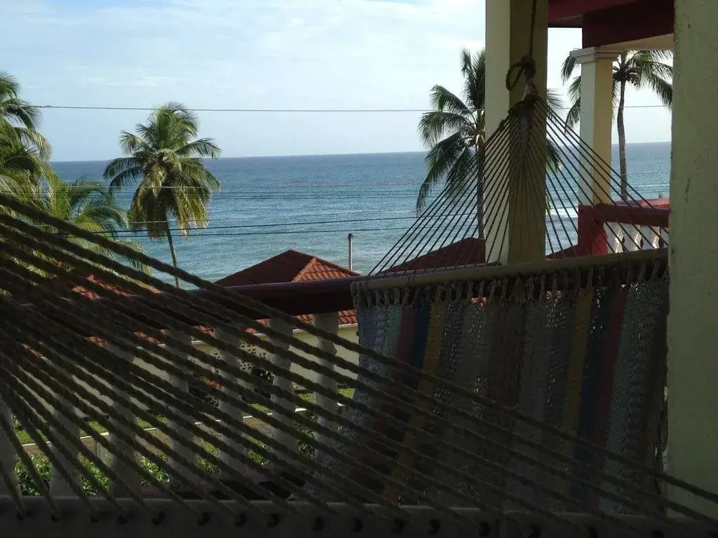 Sunrise Paradise/Carlito´s Place
