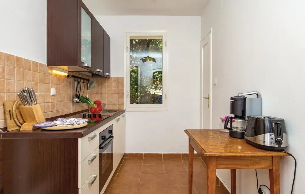 Stunning Home in Kampor With 2 Bedrooms and Wifi
