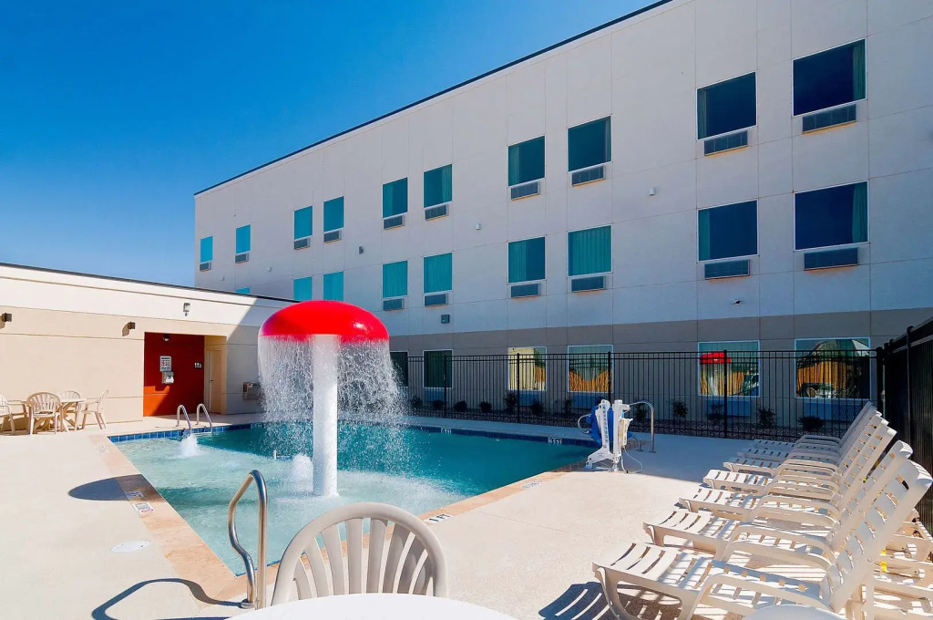Motel 6 Midland, TX
