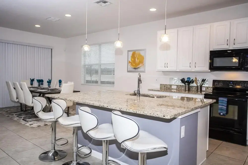 Stunning 6 Bedroom Single Family Home Close to Disney 327