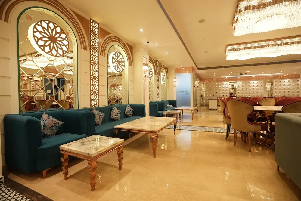 Lime Tree Hotels and Banquet Greater Noida