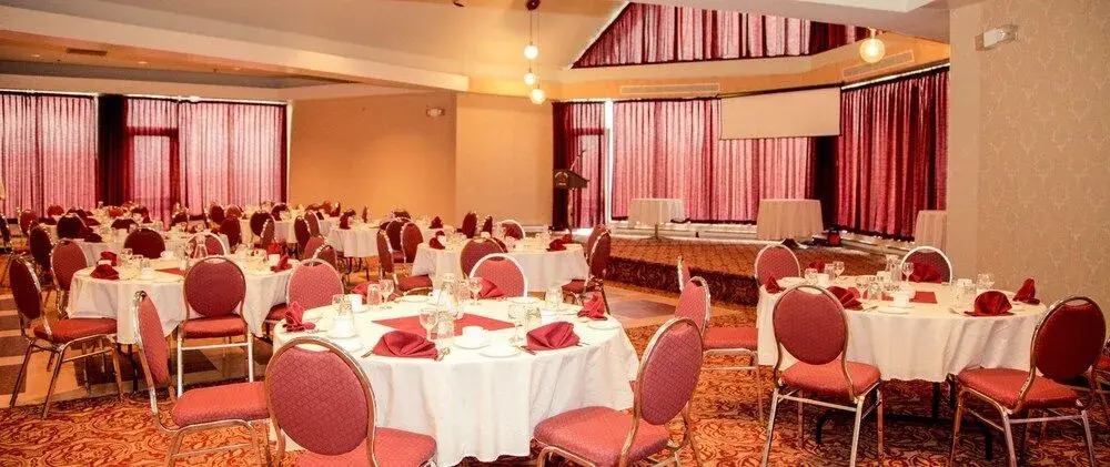 Albatross Hotel