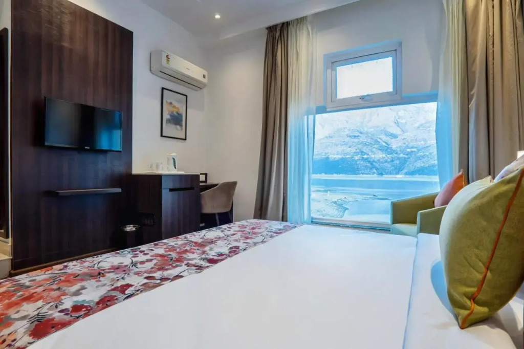 Hotel Le ROI Lake View koti