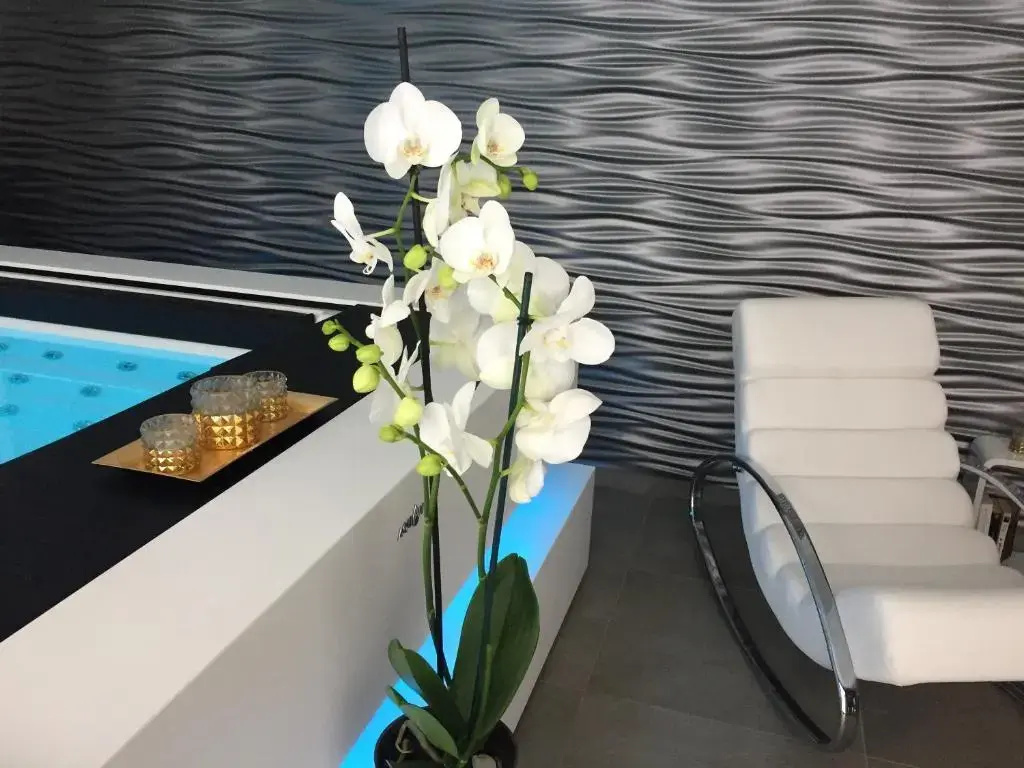 House With one Bedroom in Tournai, With Enclosed Garden and Wifi