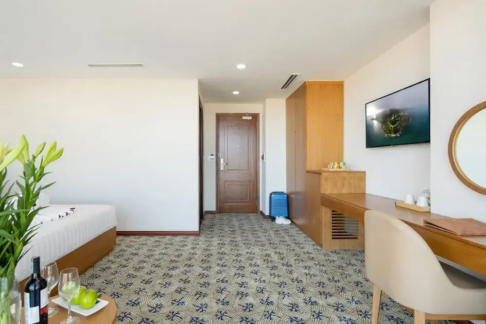 Record Hotel - Complimentary Afternoon Tea