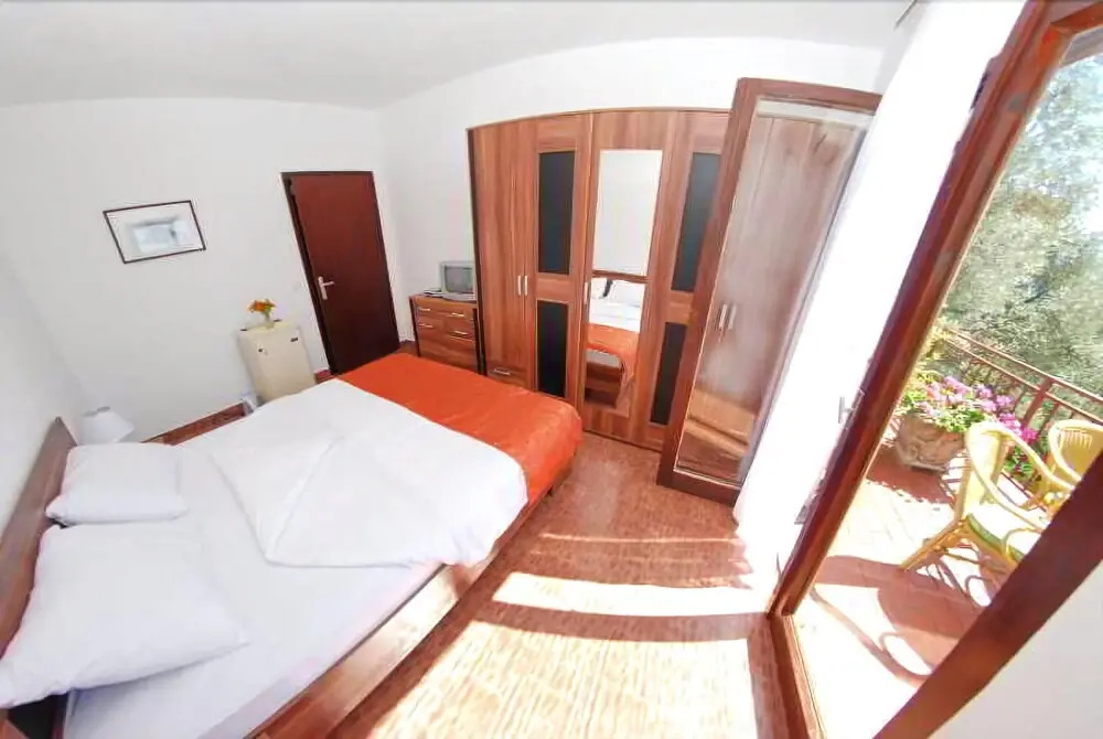 Guest House Elena