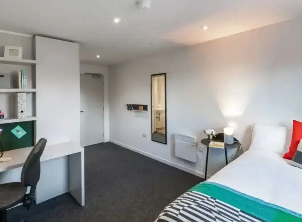 Rooms at The Residence in Coventry