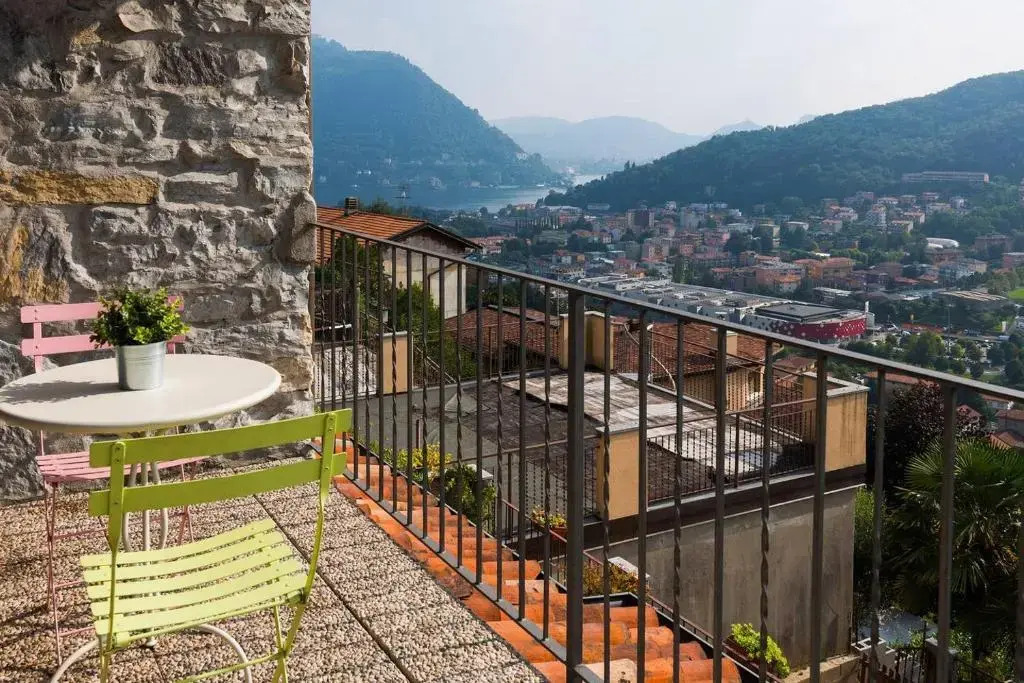 JOIVY Scenic 2BR Apt w/ Balcony & Parking