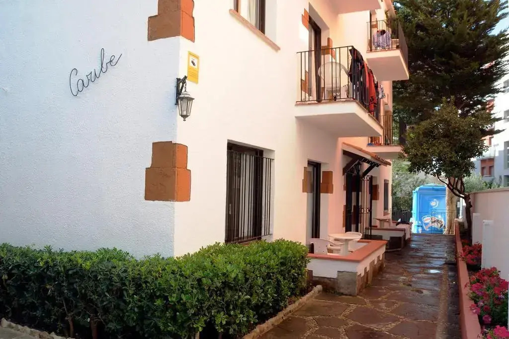 Apartamentos AR Caribe