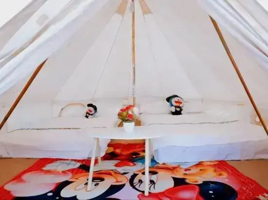 Desert Diary Luxury