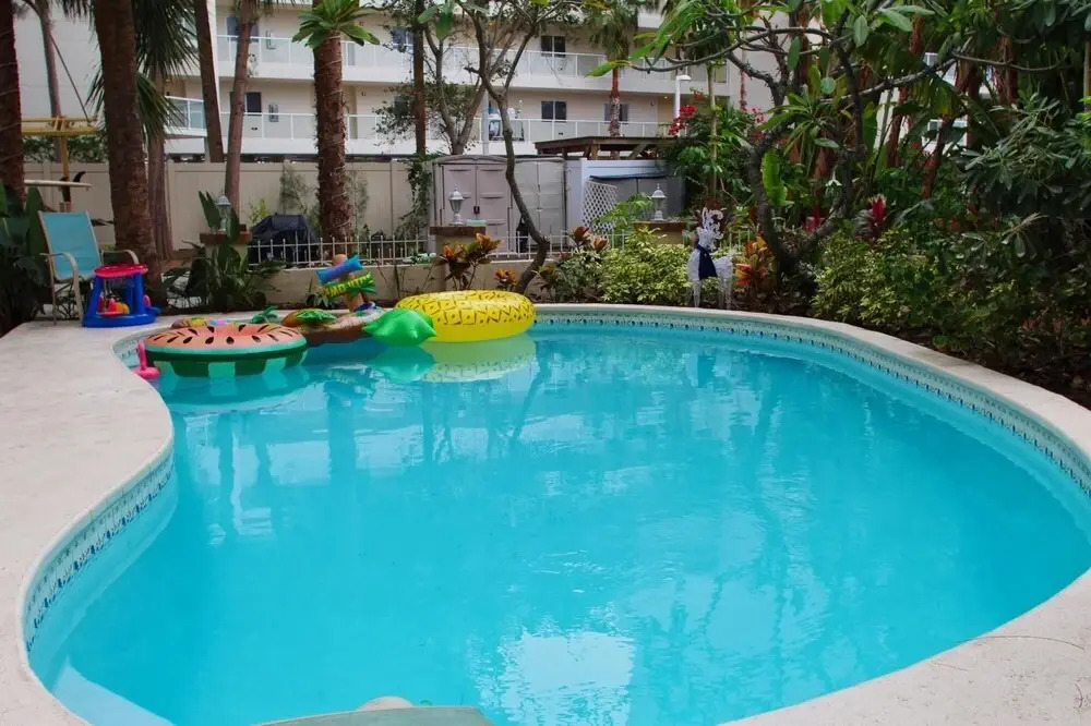 Treasure Island Beach Retreat Sleeps Up To 7