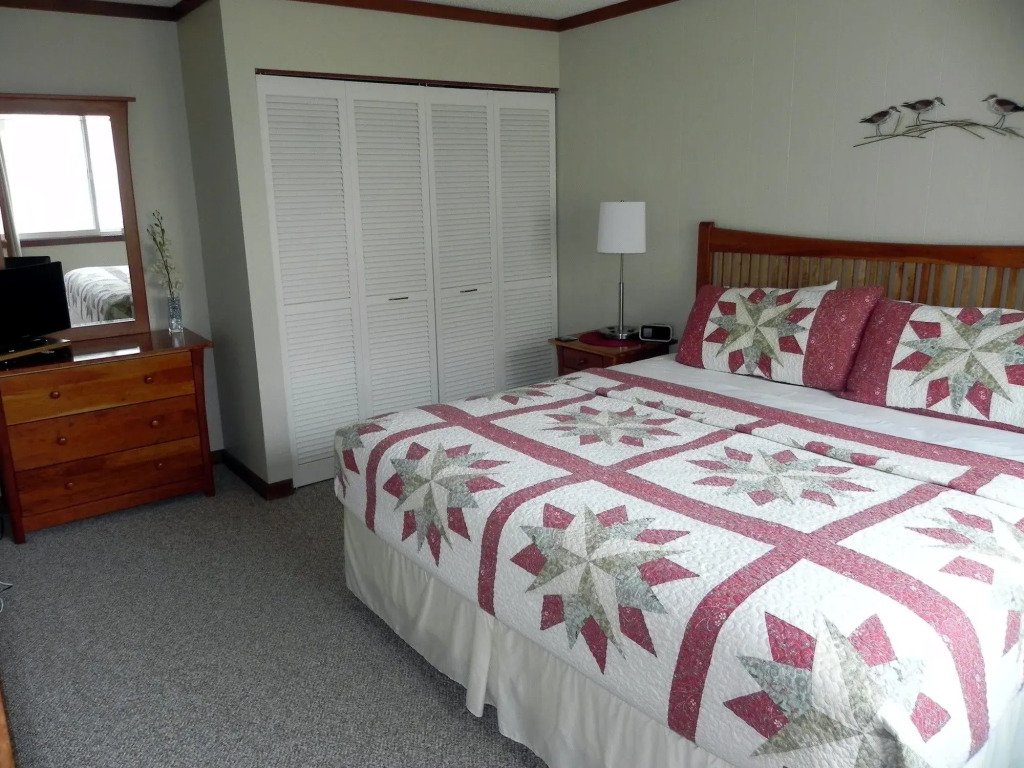 Little Creek Cove Beach Resort