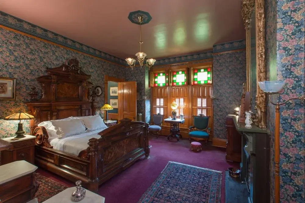 Allyn Mansion