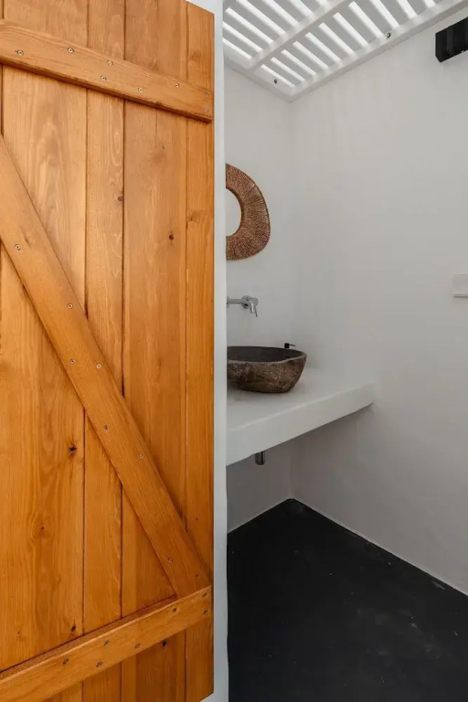 Villa Kaya Plaka With 3 Bedrooms and 3 Bathrooms