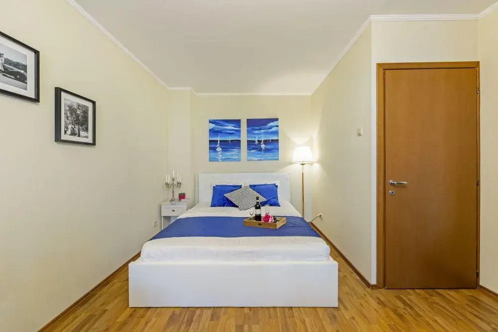GMApartments (ДжиЭмАпартментс) на улице Черняховского
