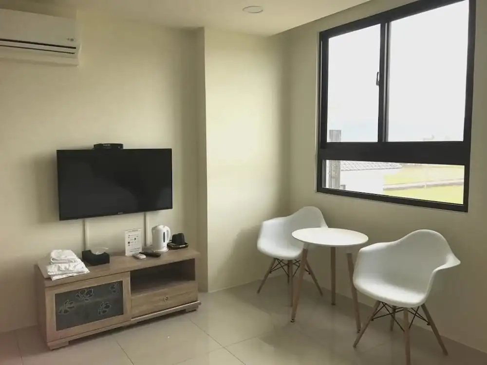 Yin Mama Warm House