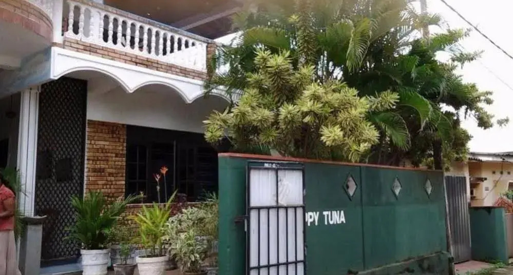 Happy Tuna Guesthouse