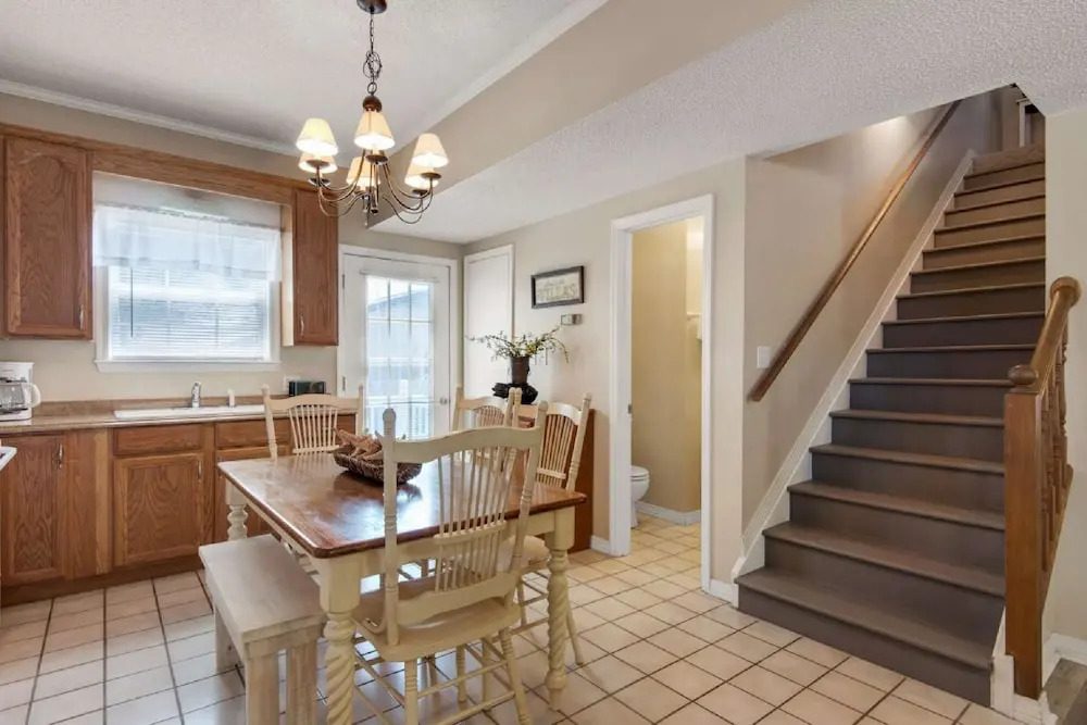 Beach Bungalow 3 Bedroom Apartment