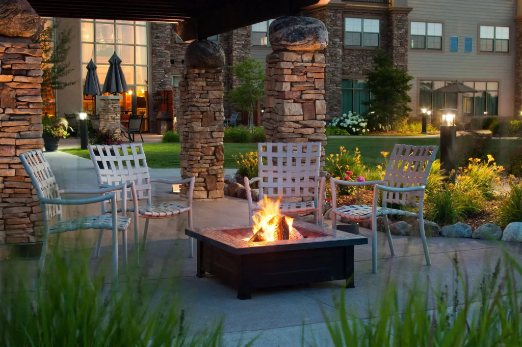ClubHouse Hotel Sioux Falls