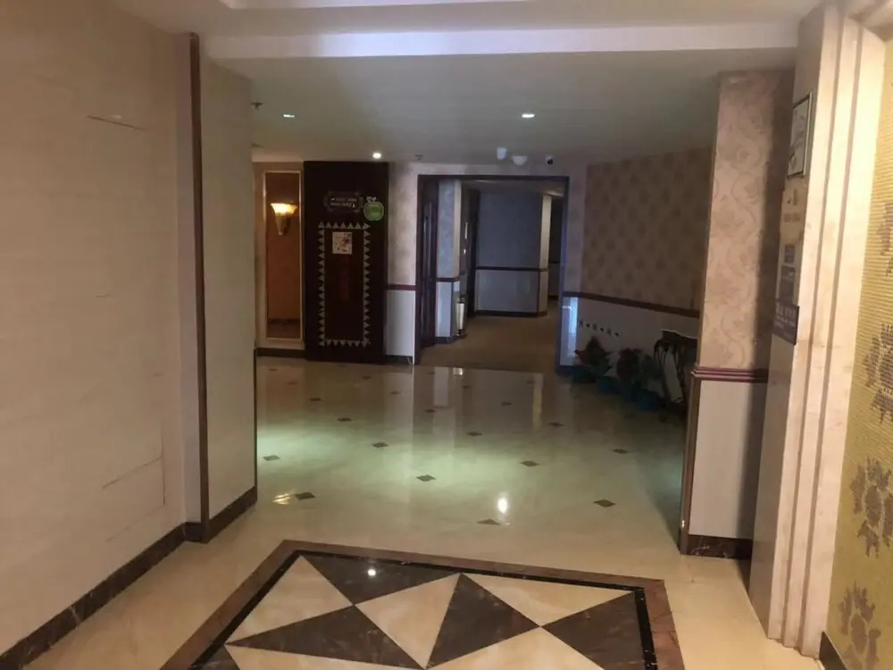 Yi Jiangnan Holiday Hotel
