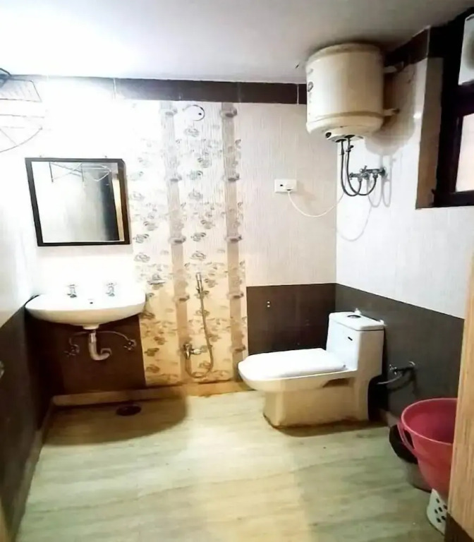 U S Fortune Hotel