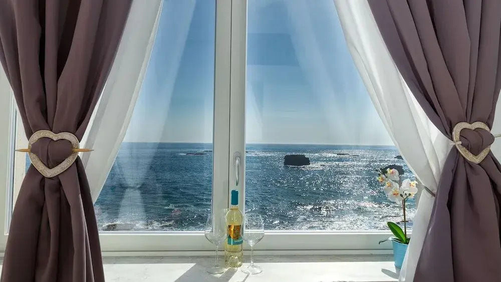 MarLove Sea View with Private Access to the Sea