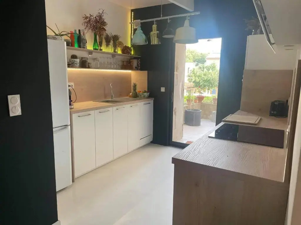 Appartement au centre de la Venise provençale
