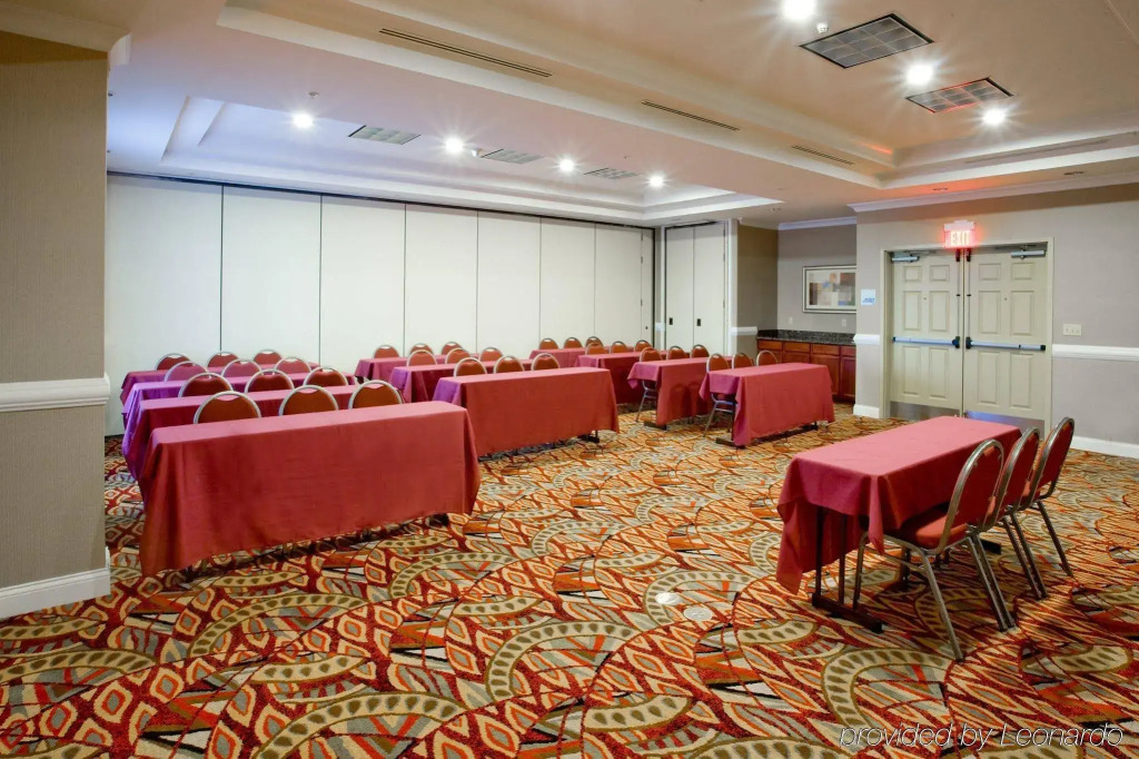 Holiday Inn Express Hotel & Suites Port St. Lucie West by IHG