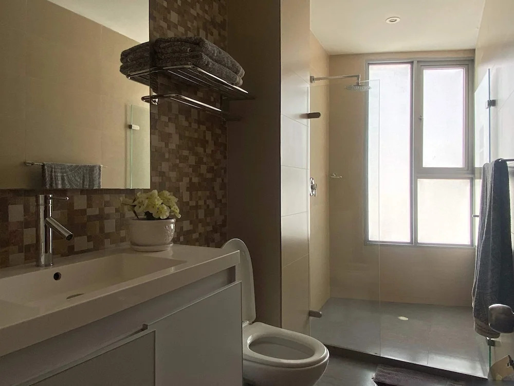 w Amazing 3BR w Ocean View in Marbella