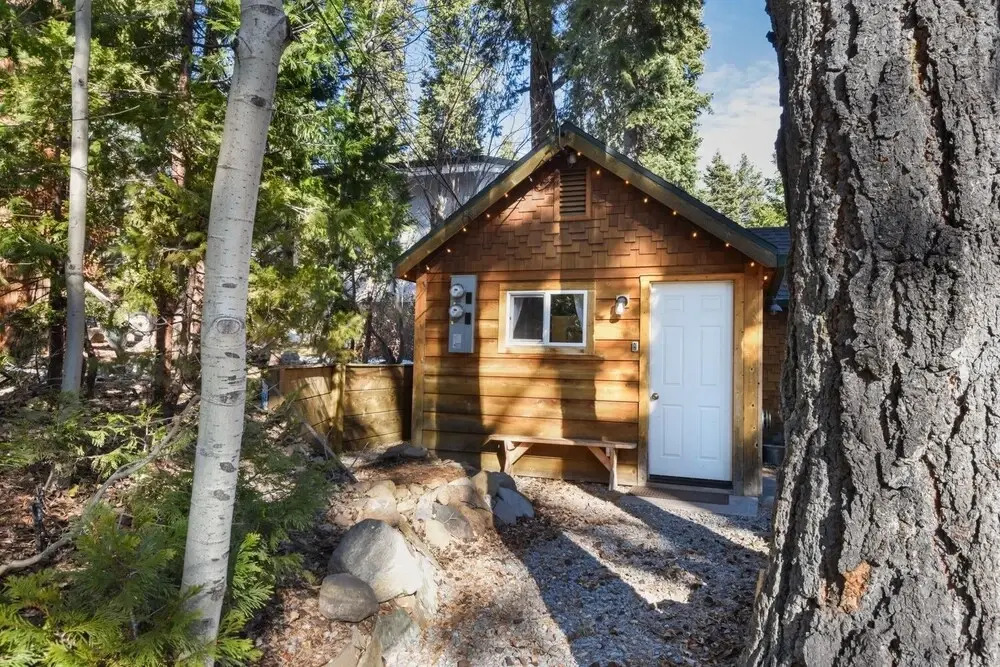 Pioneer Bungalow 1 Bedroom Bungalow by Redawning
