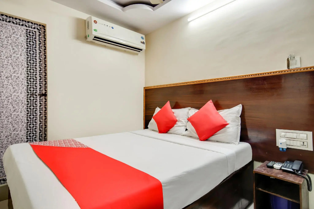 OYO 78389 Hotel Maruthi Residency