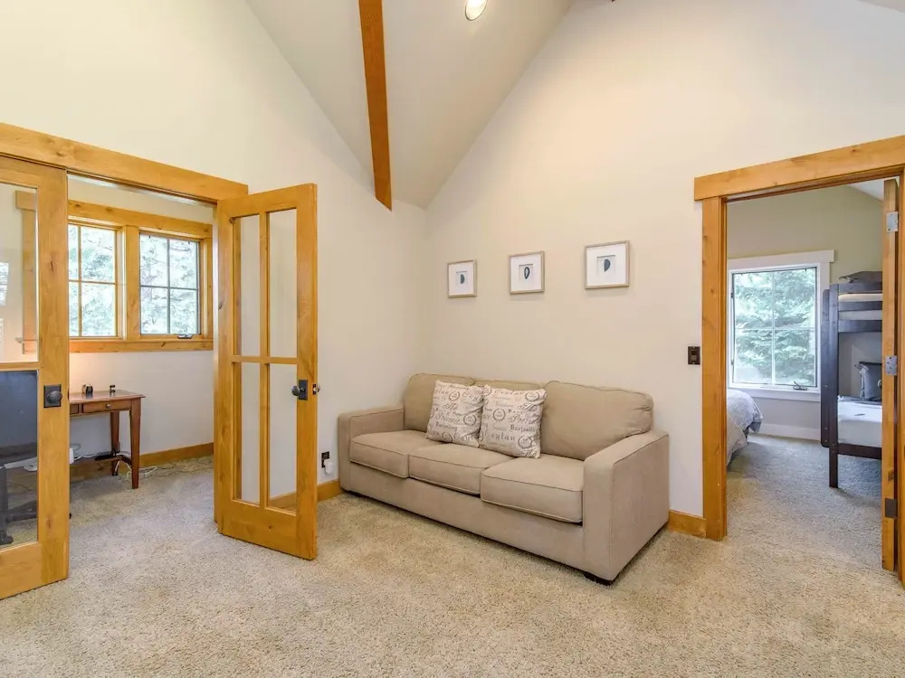 11322 Somerset Drive Home 4 Bedrooms 3 Bathrooms Home