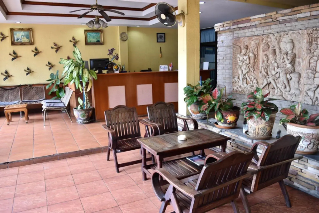 House Hotel Walking Street Pattaya