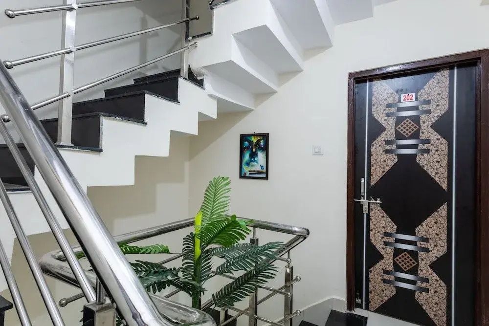 OYO 29431 Hotel Nagar